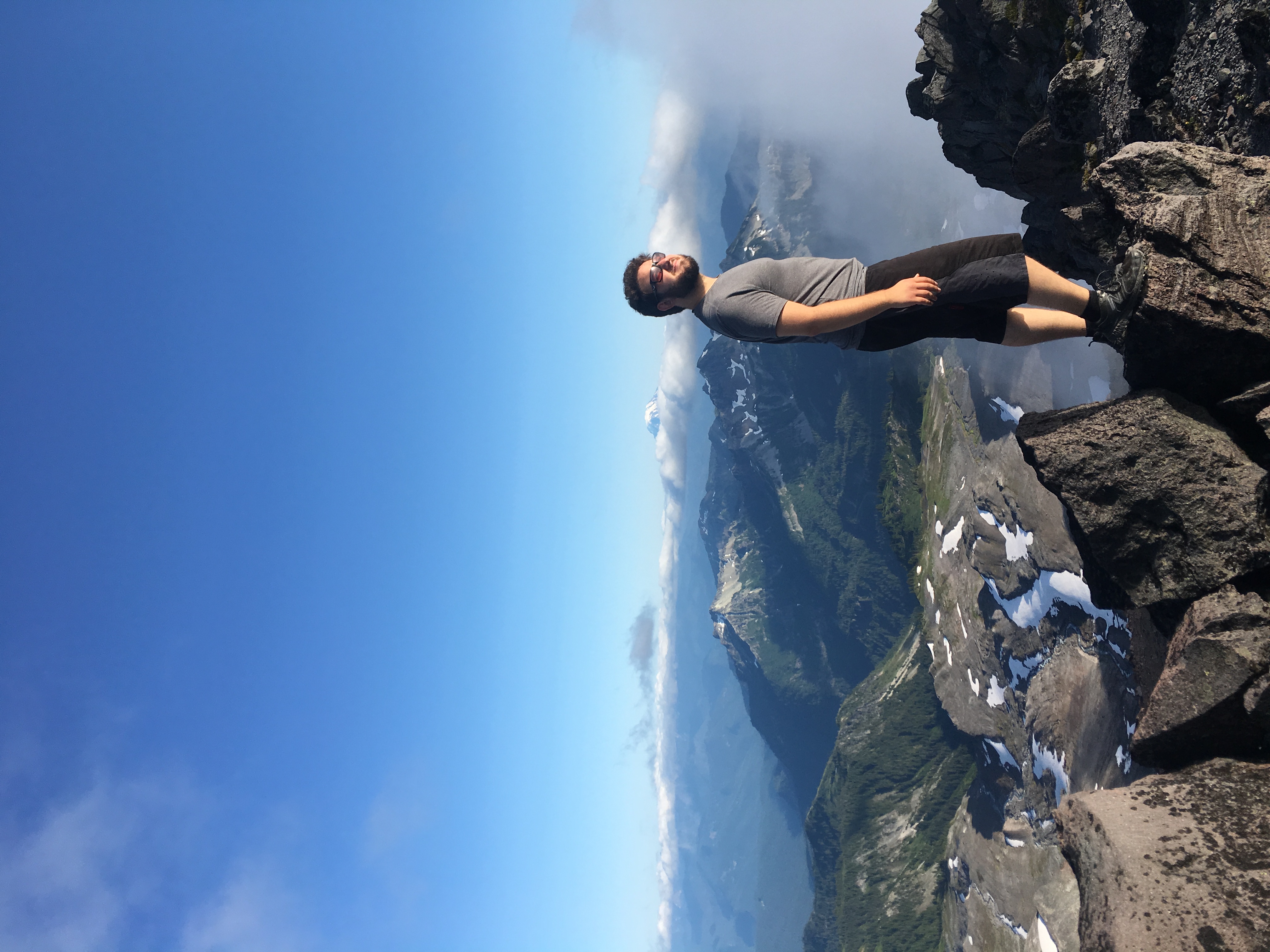 Hiked above the clouds in Mount Rainier NP. Mount Adams is seen in the distance