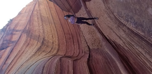 Mini Slot Canyon in The Wave