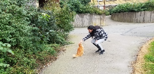 Zelzah made a friend in Gothenburg, Sweden