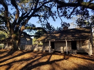 Slaves quarters at Oak Alley Plantation house