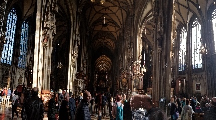 Inside of an ornate church in Vienna